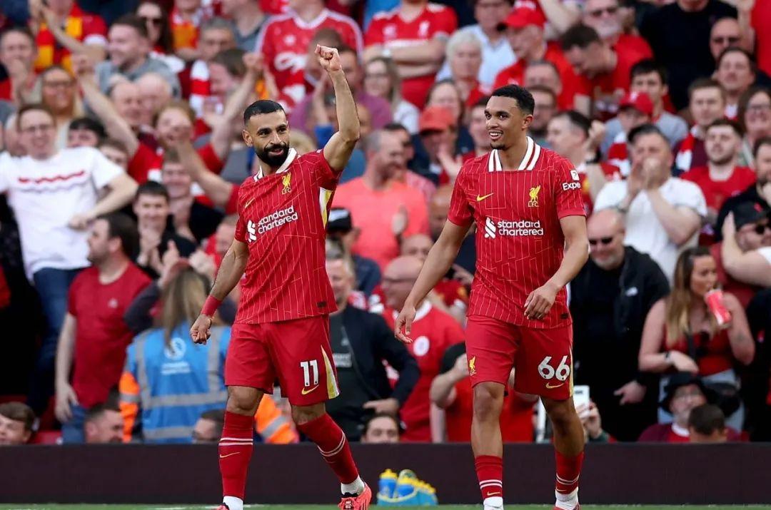 尤文图斯观众热烈欢呼!,姆巴佩迎来三赛季出色发挥观众掌声雷动(尤文图斯非官方直播) 尤文图斯观众热烈欢呼!,姆巴佩迎来三赛季出色发挥观众掌声雷动(尤文图斯非官方直播)